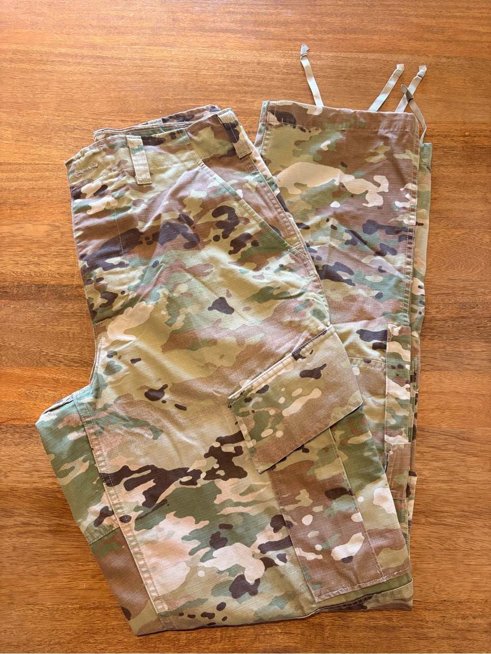 Army cargo pants size S/large